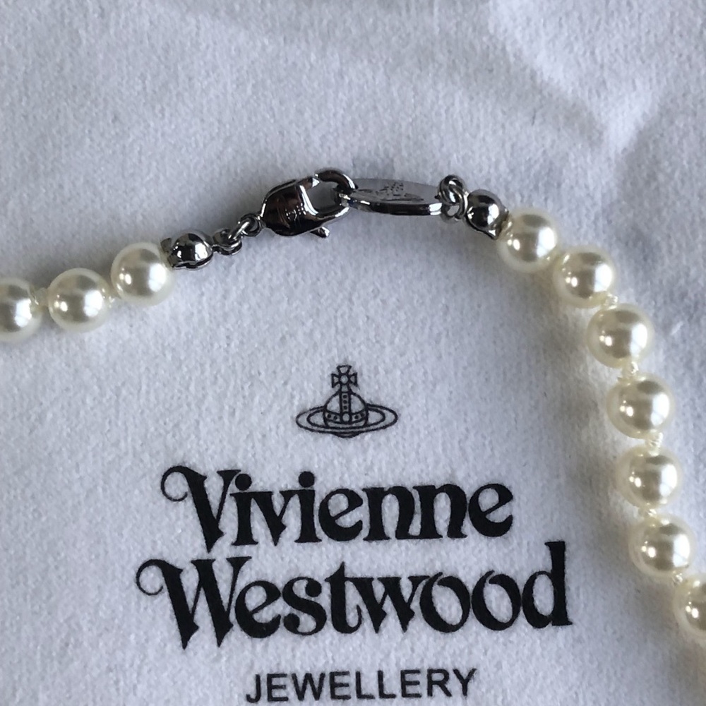 BRAND NEW Vivienne..westwood Silver Orb Pearl Choker Necklace - Picture 5 of 5